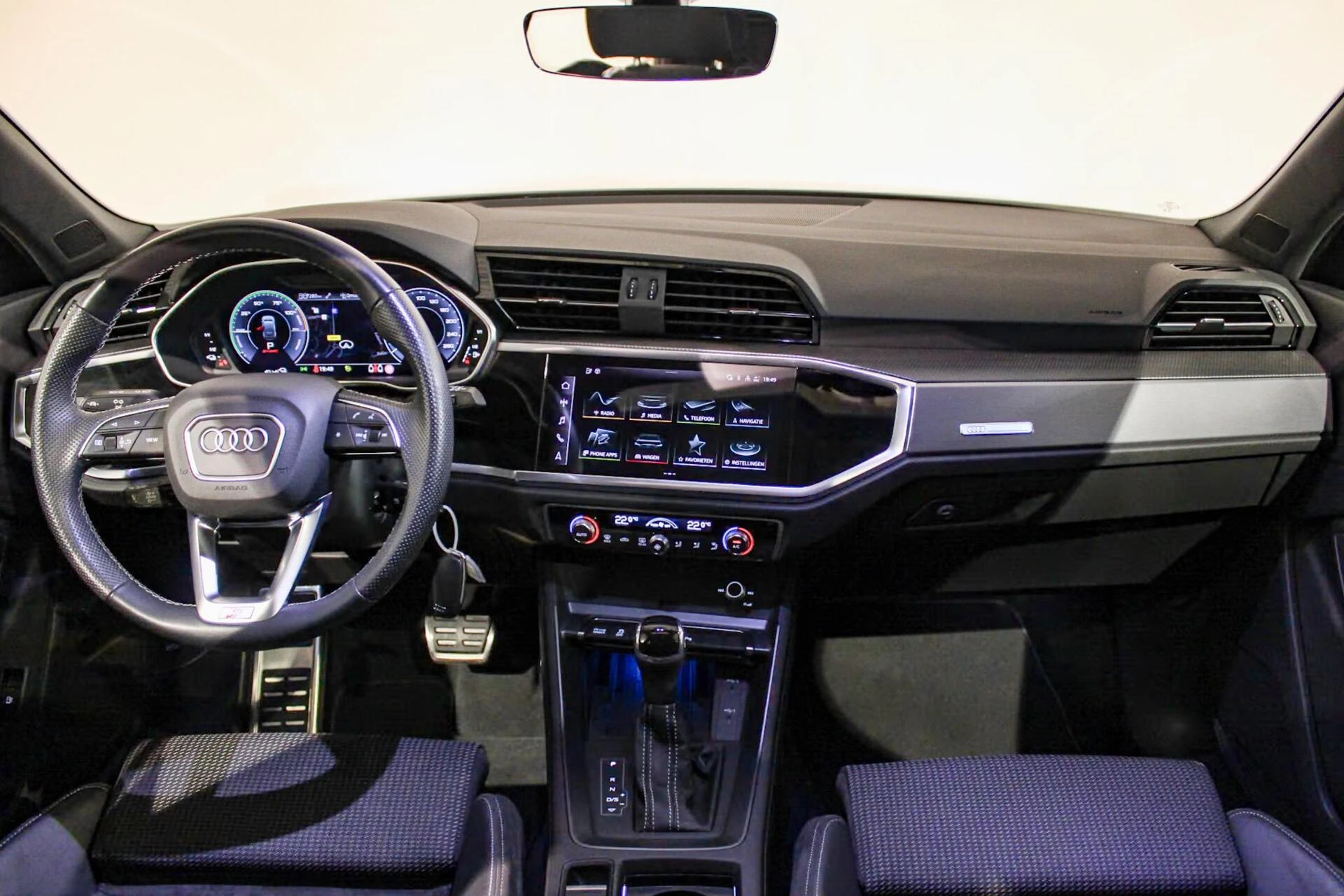 Hoofdafbeelding Audi Q3