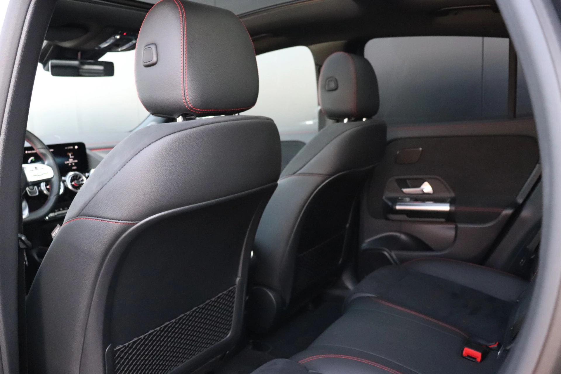 Hoofdafbeelding Mercedes-Benz EQA