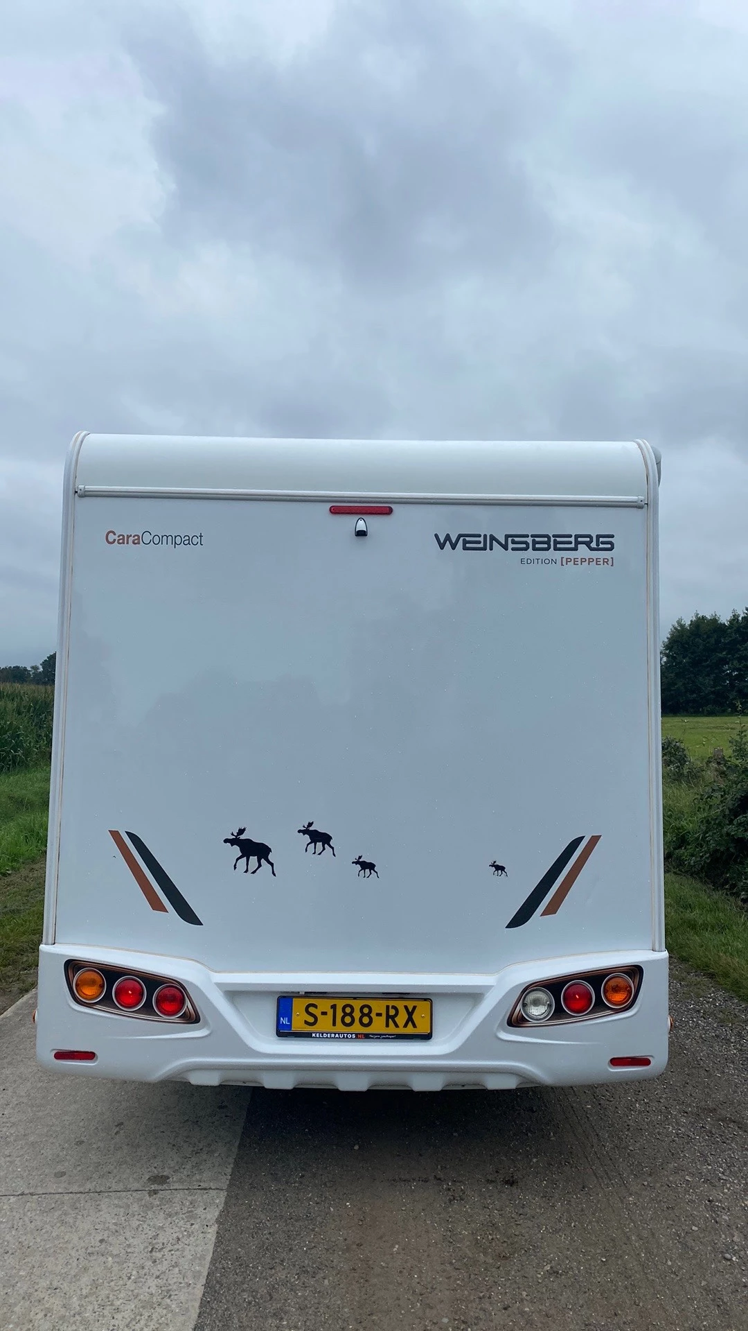 Hoofdafbeelding Weinsberg R57