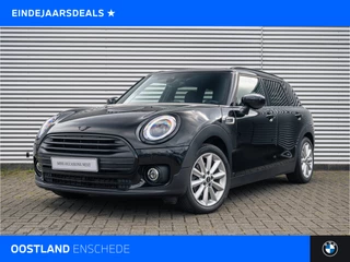 MINI Clubman Cooper Classic Automaat / Achteruitrijcamera / LED / Stuurverwarming / Comfortstoelen / Cruise Control / Stoelverwarming