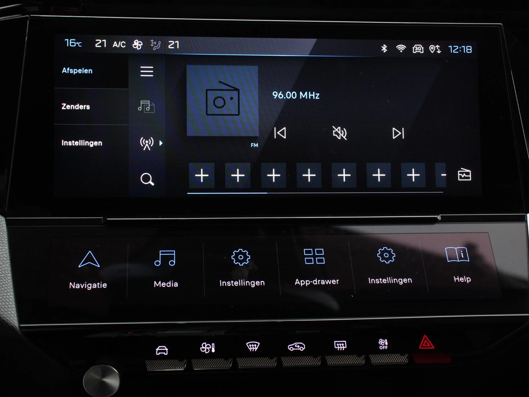 Hoofdafbeelding Peugeot 408