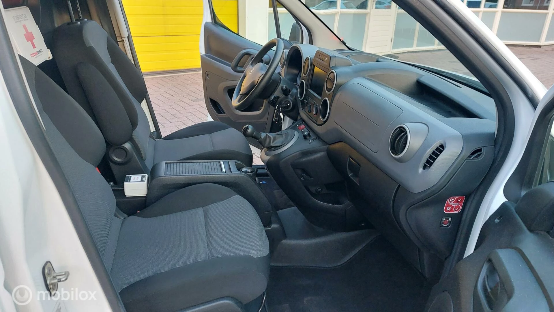 Hoofdafbeelding Peugeot Partner