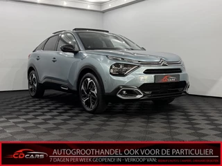 Hoofdafbeelding Citroën C4 Citroën C4 1.2 Puretech Shine Pack Leder, Pano, 360 Camera, Stoelmassage, Navi, Keyless start, Stoelverwarming, Head-up display
