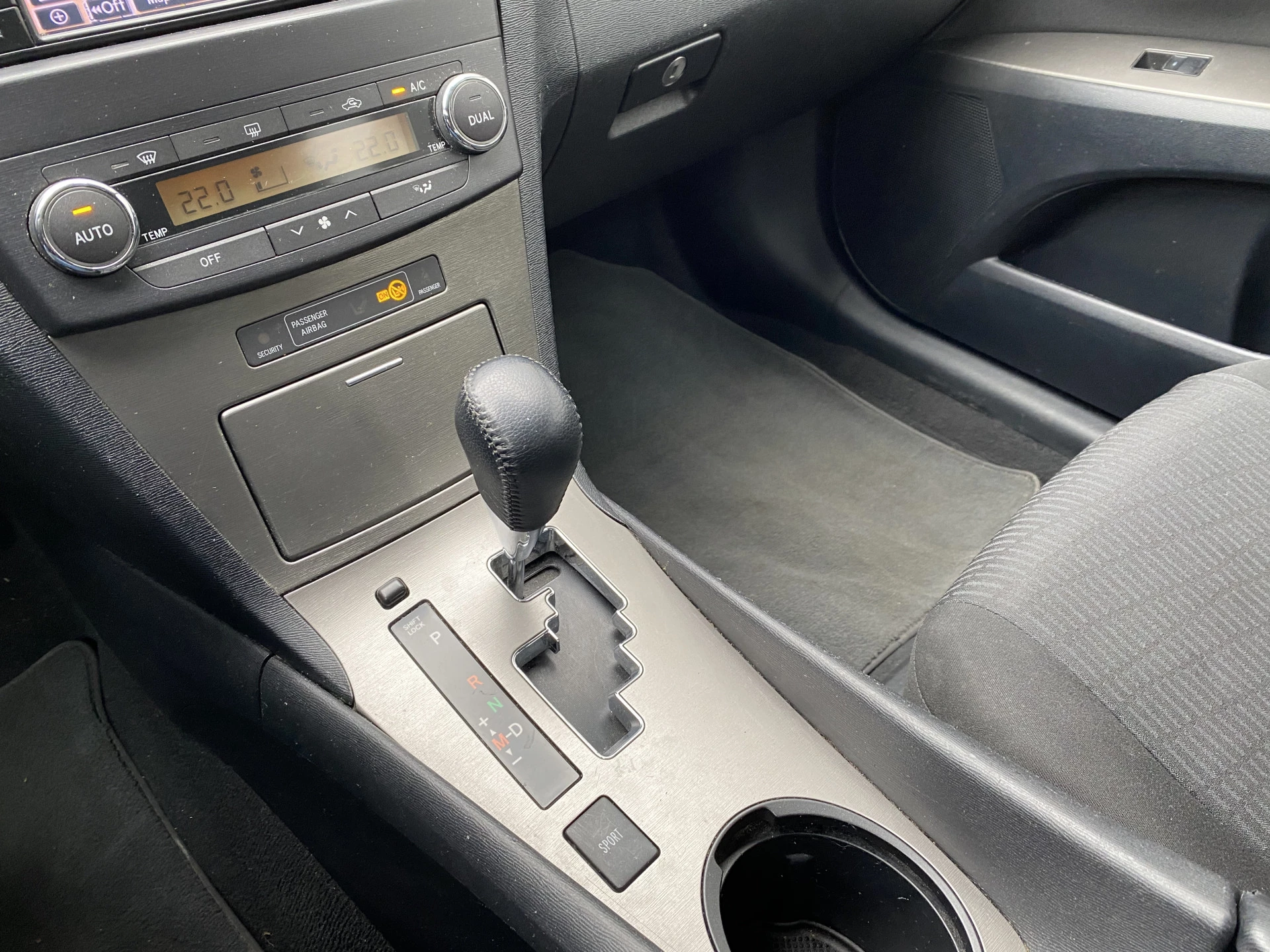 Hoofdafbeelding Toyota Avensis