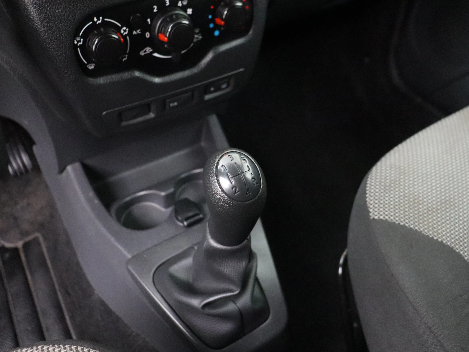 Hoofdafbeelding Dacia Dokker