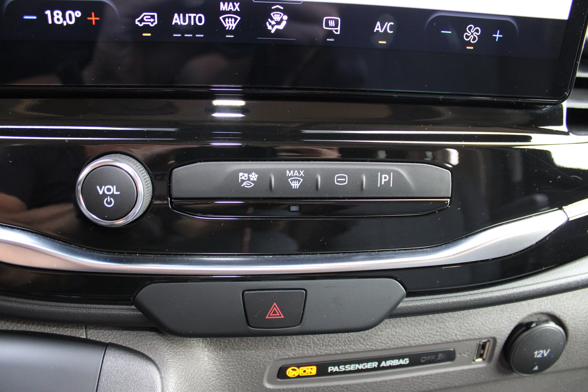 Hoofdafbeelding Carado T680/T447T