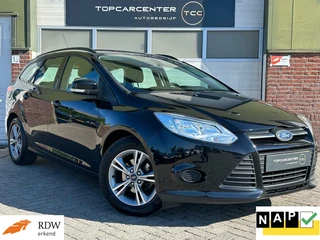 Hoofdafbeelding Ford Focus Ford Focus Wagon 1.0 EcoBoost/AIRCO/TREKH/PARKS/NAVI/APK/NAP