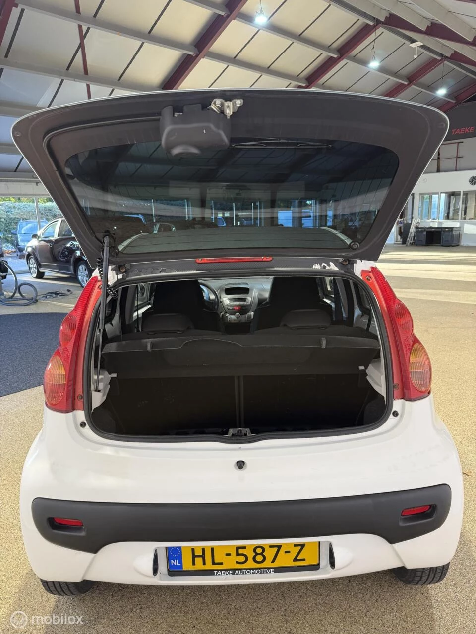 Hoofdafbeelding Peugeot 107