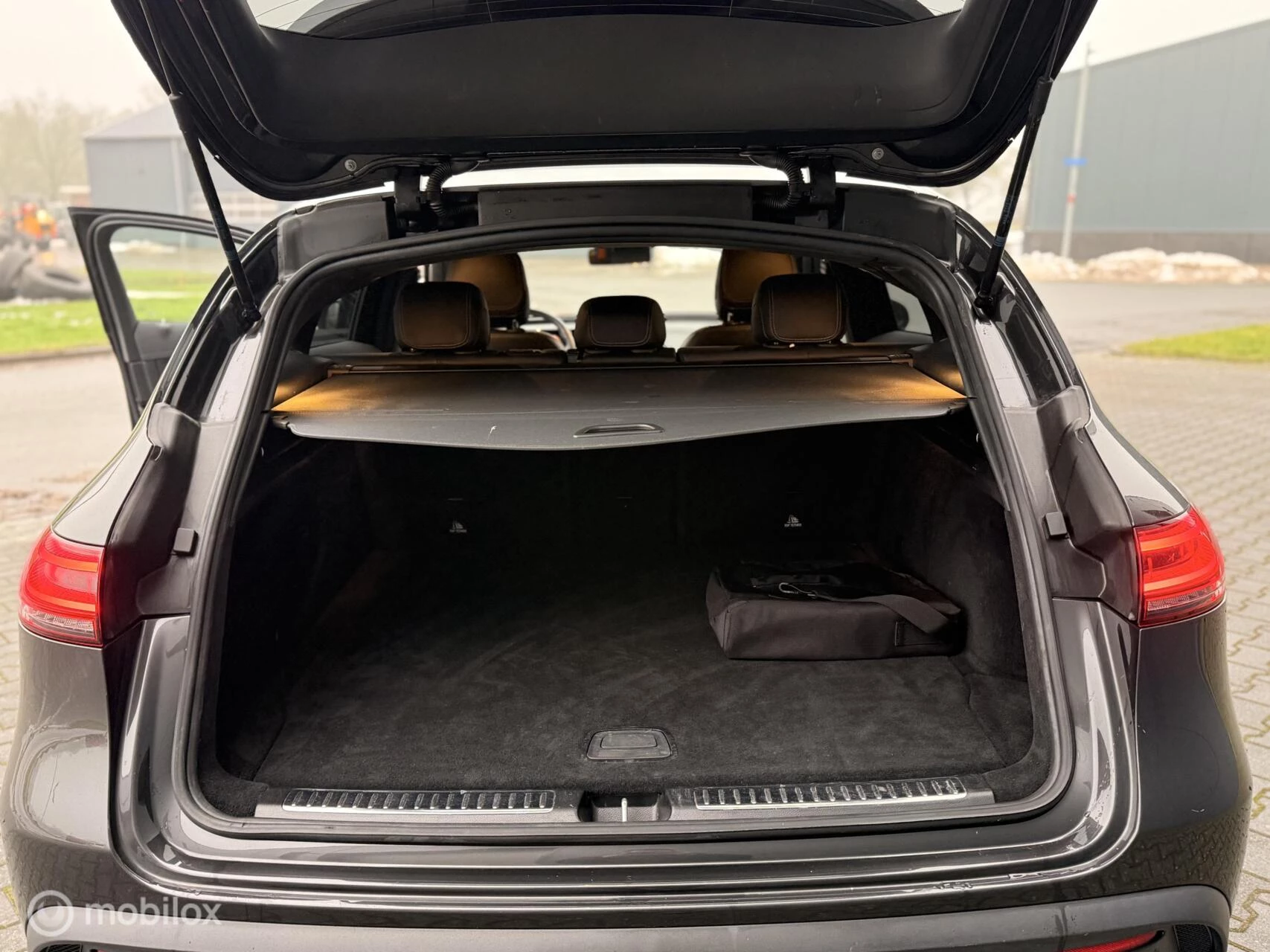 Hoofdafbeelding Mercedes-Benz EQC