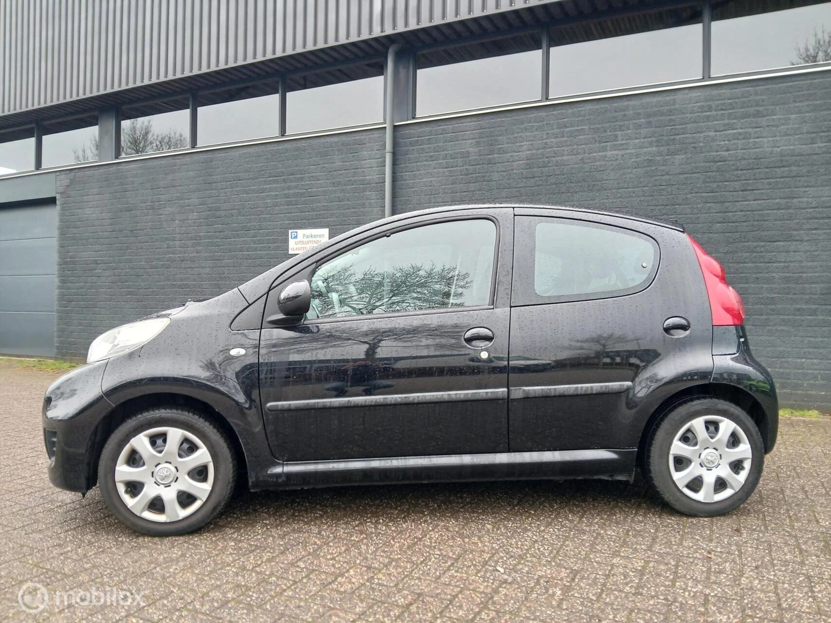 Hoofdafbeelding Peugeot 107