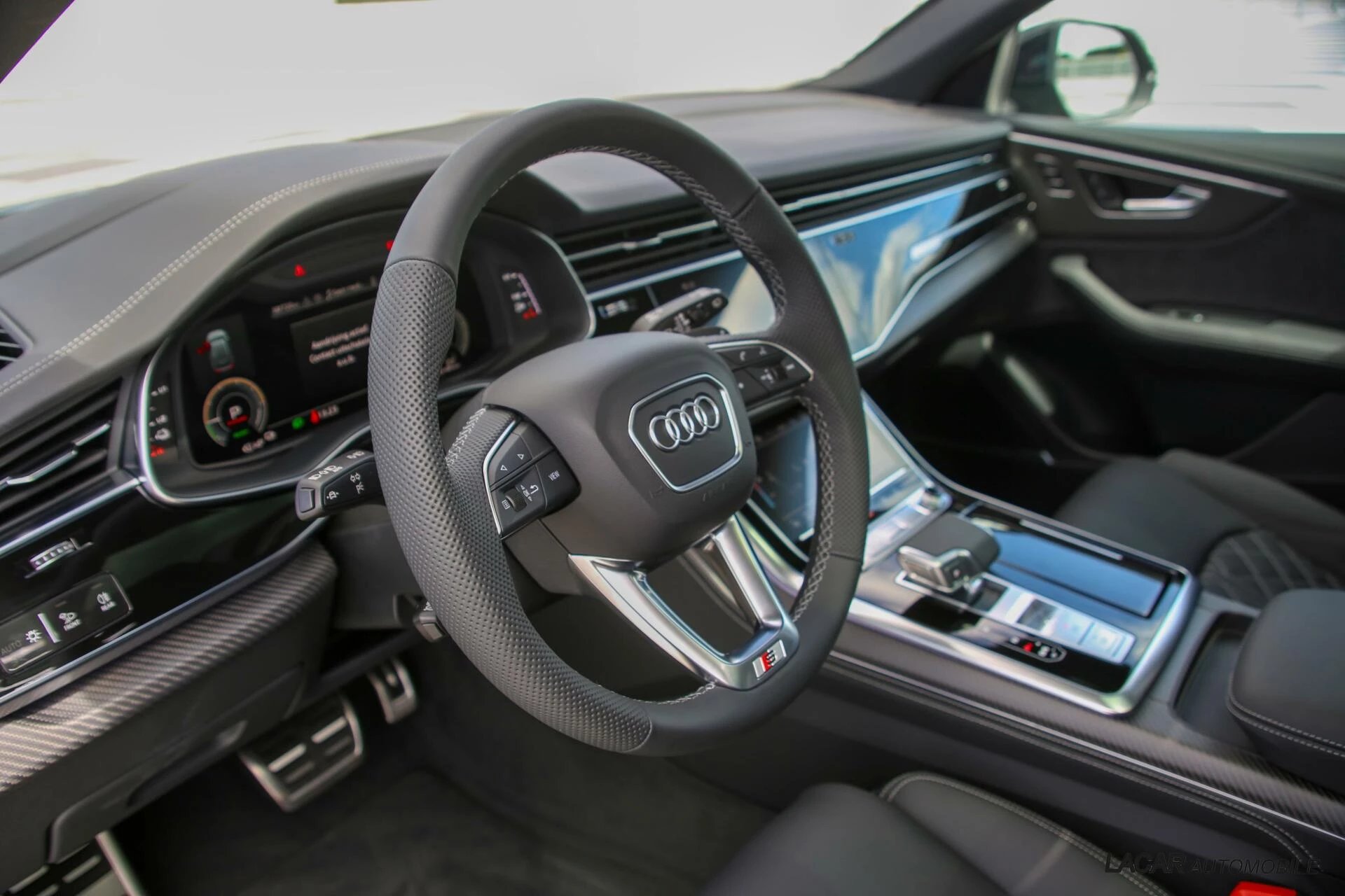 Hoofdafbeelding Audi Q8