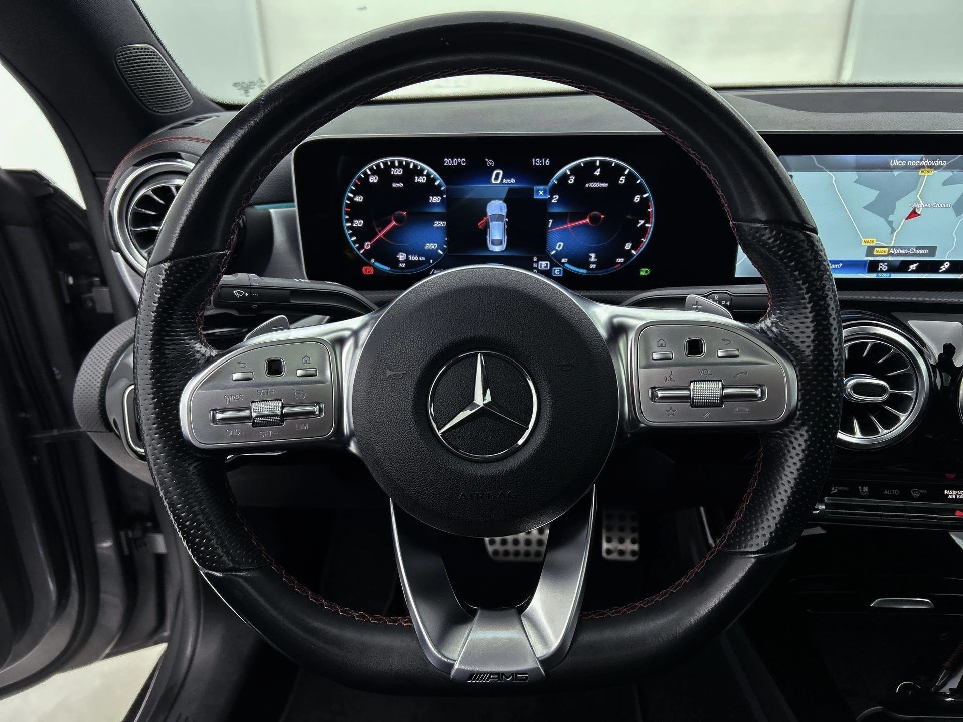 Hoofdafbeelding Mercedes-Benz CLA
