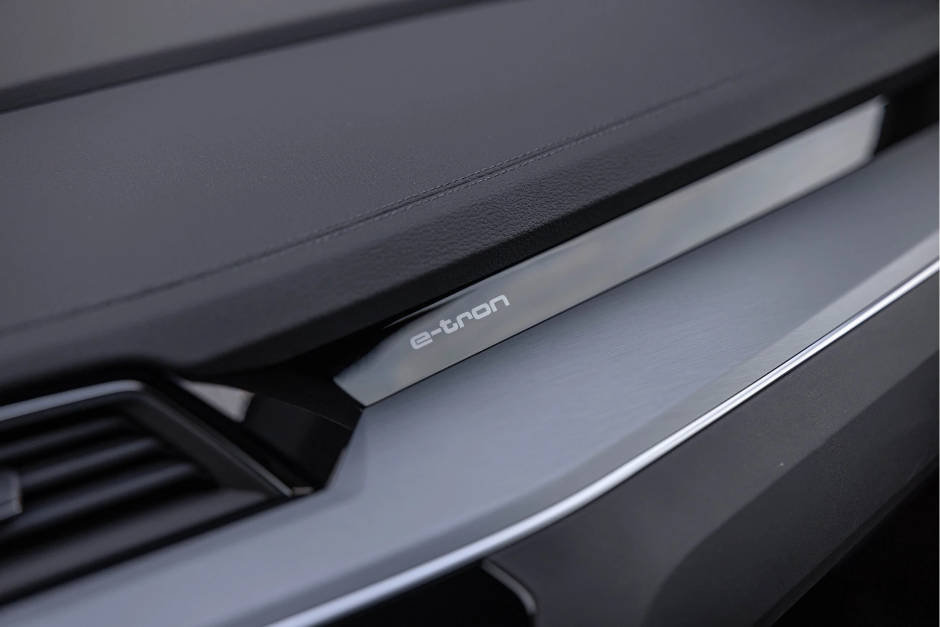 Hoofdafbeelding Audi Q8 e-tron