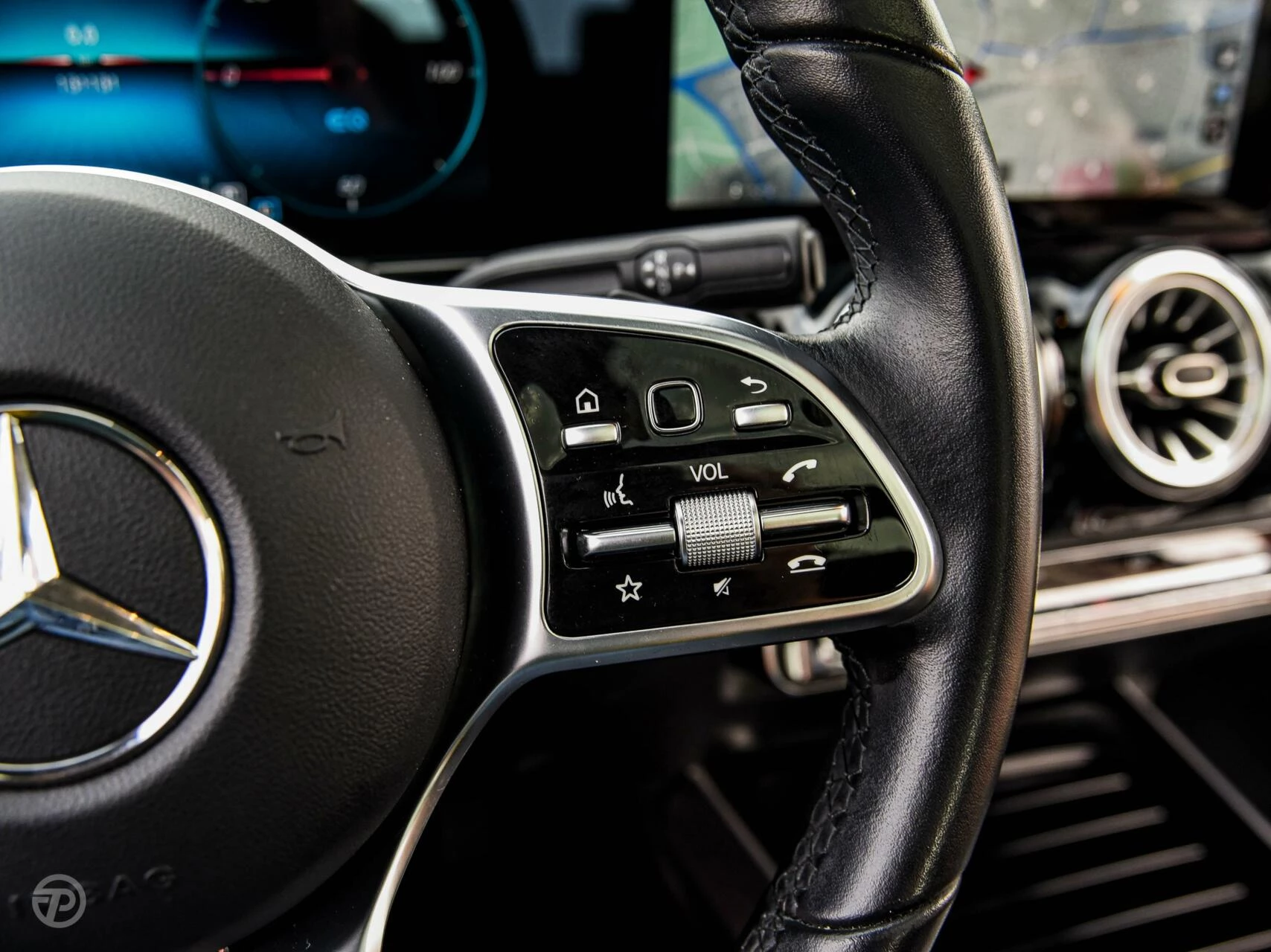 Hoofdafbeelding Mercedes-Benz EQA