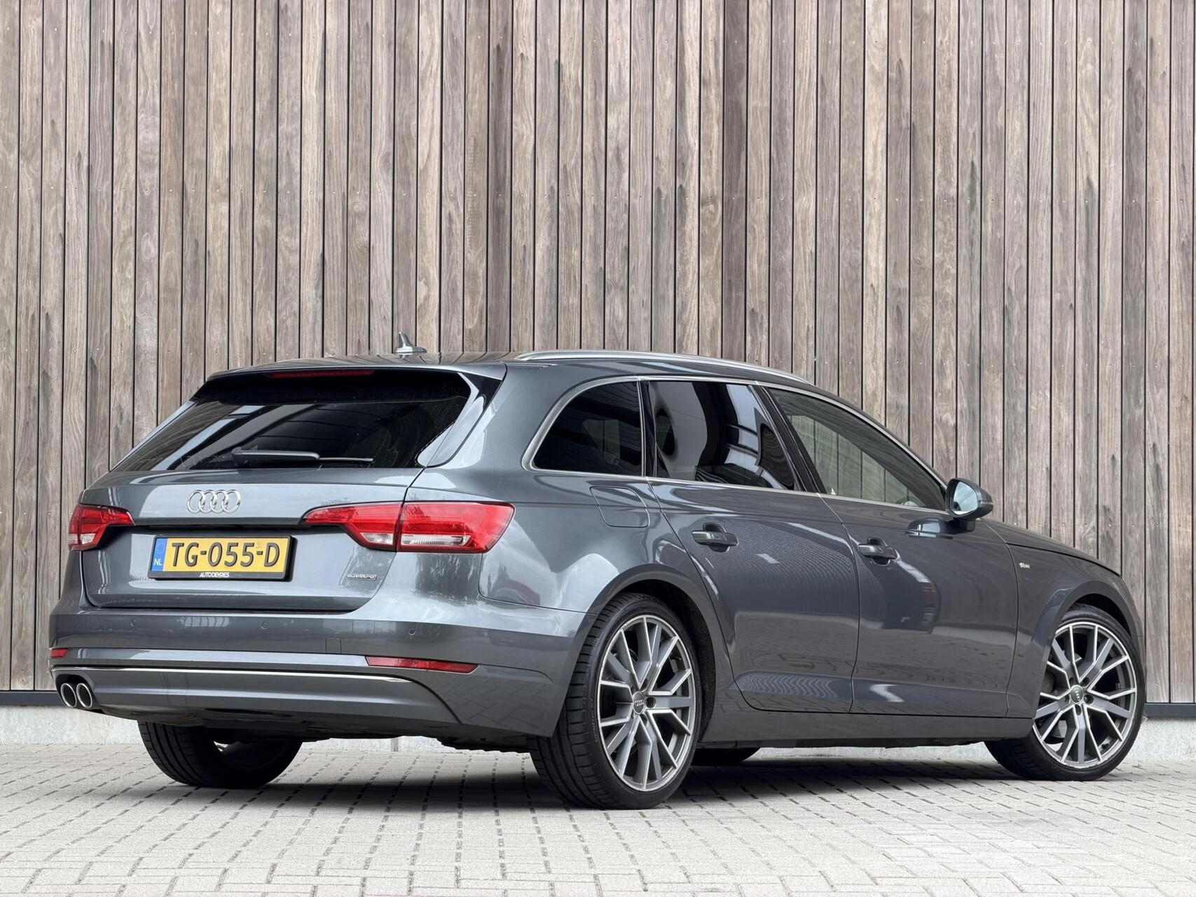 Hoofdafbeelding Audi A4