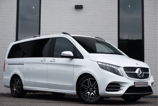 Hoofdafbeelding Mercedes-Benz V-Klasse Mercedes-Benz V-Klasse 220d / BPM VRIJ / Lang / AMG / DC / 2x Elec Schuifdeur / MBUX (apple carplay) / Camera / NIEUWSTAAT