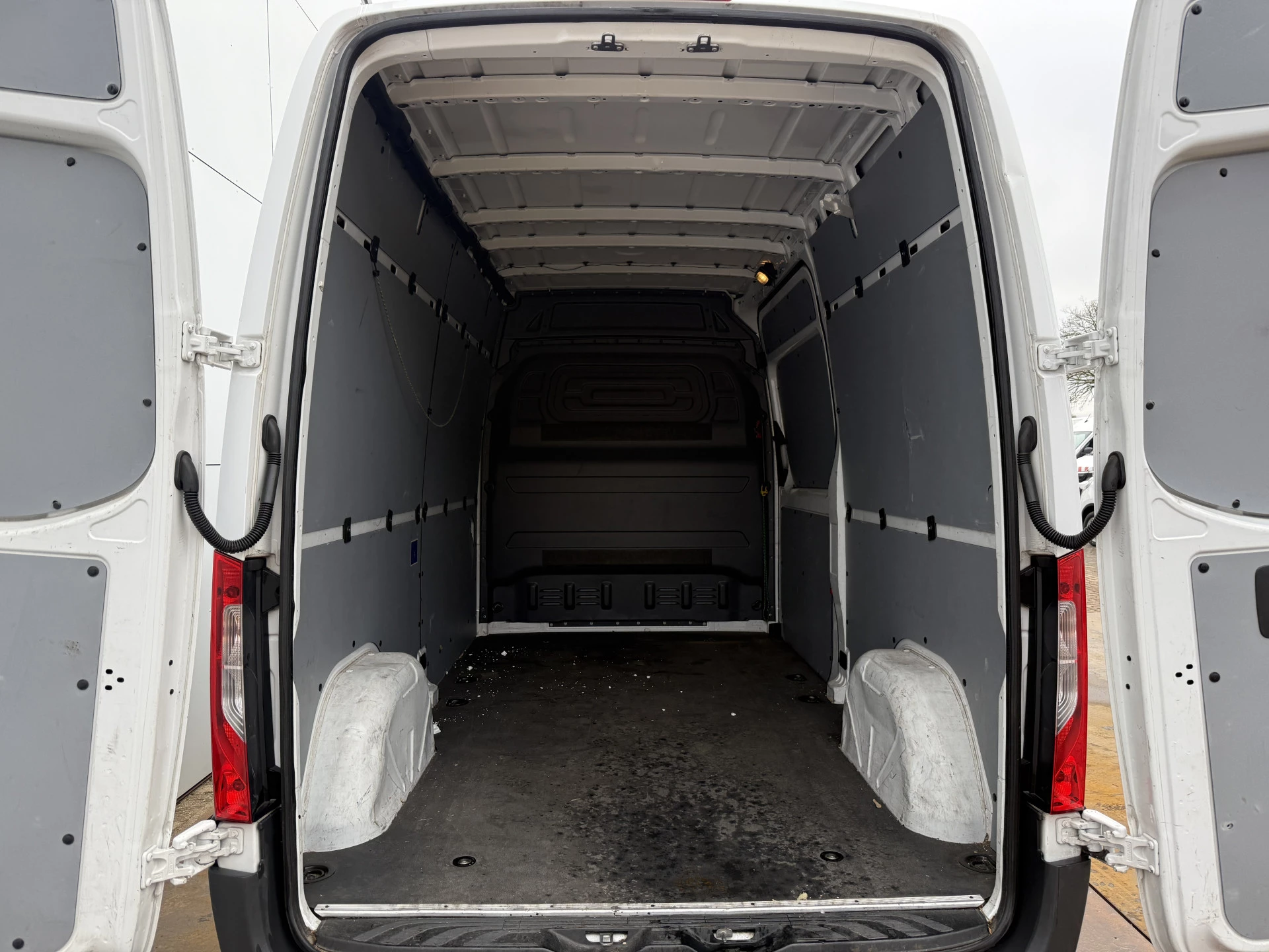 Hoofdafbeelding Mercedes-Benz eSprinter