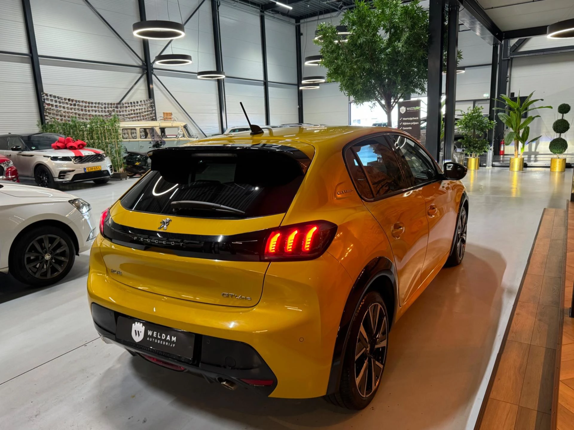 Hoofdafbeelding Peugeot 208