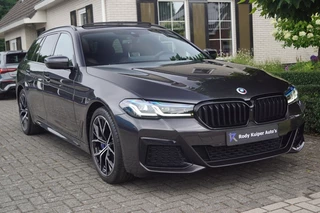 Hoofdafbeelding BMW 5 Serie BMW 5 Serie 530e (292pk) Laser/HUD/H&K/Pano/4-wielbesturing/Alle opties!