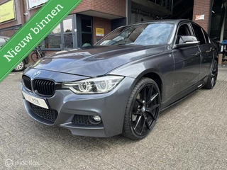 Hoofdafbeelding BMW 3 Serie BMW 3-serie 330i xDrive High Executive M-PAKKET*SCHUIFDAK*