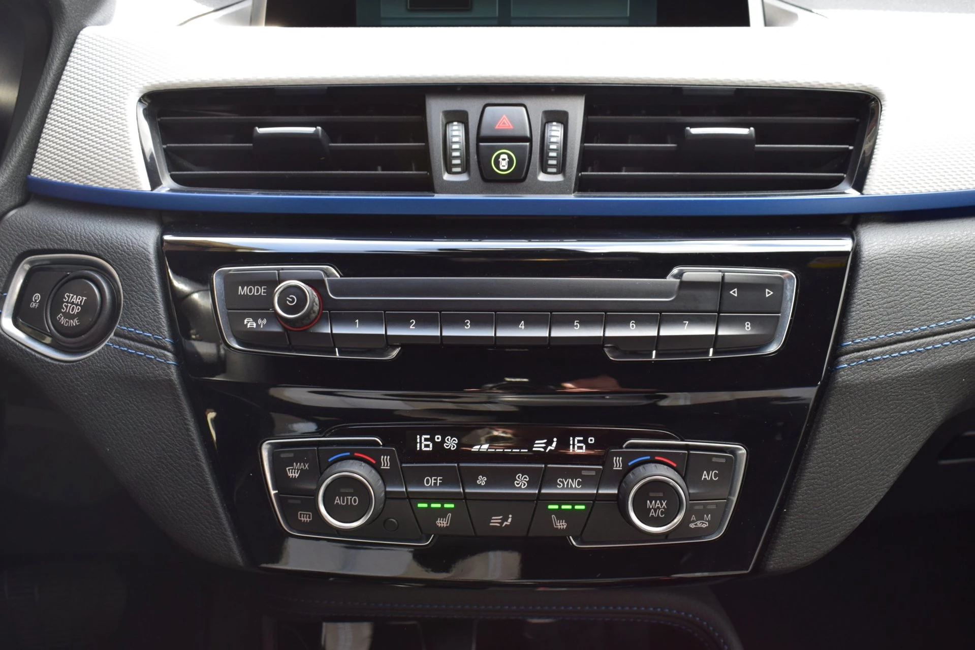 Hoofdafbeelding BMW X2