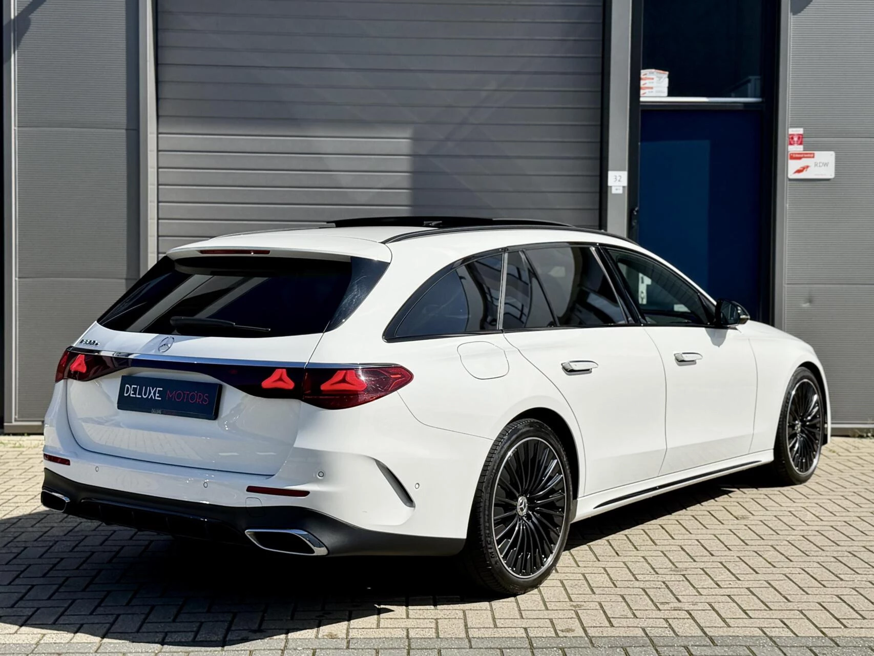 Hoofdafbeelding Mercedes-Benz E-Klasse