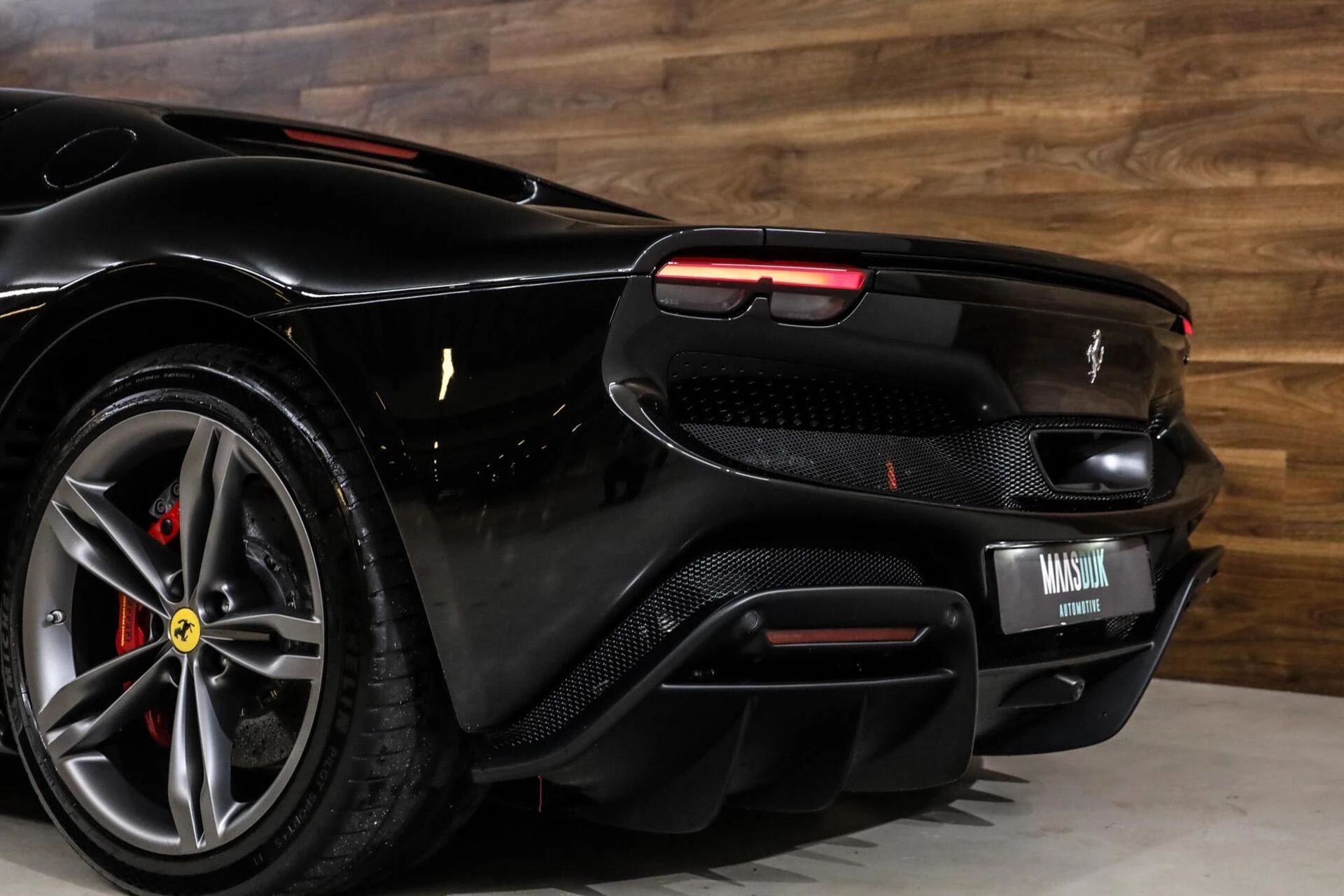 Hoofdafbeelding Ferrari 296