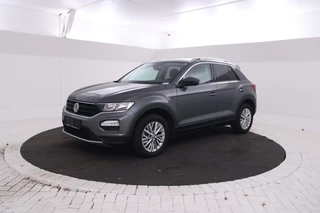 Hoofdafbeelding Volkswagen T-Roc Volkswagen T-Roc 1.5 TSI Style 150PK, Automaat, Apple carplay, Climate,
