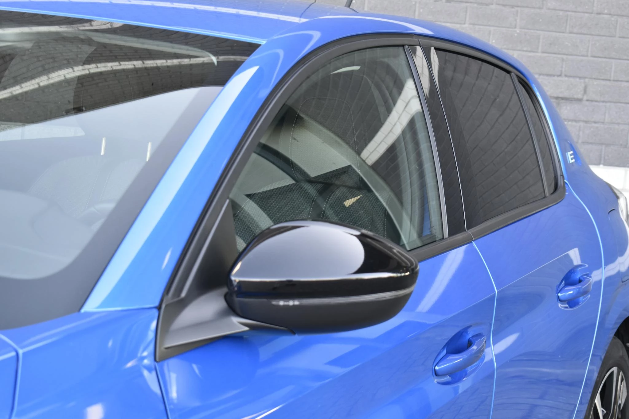 Hoofdafbeelding Peugeot e-208