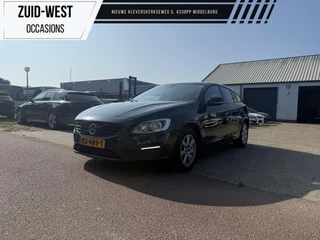 Volvo V60 2.0 D3 Summum PDC stoelverwarming