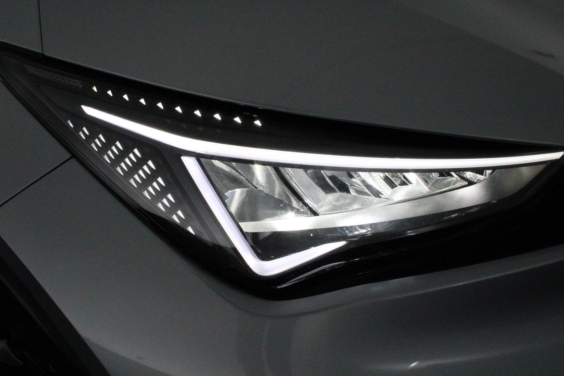 Hoofdafbeelding CUPRA Born