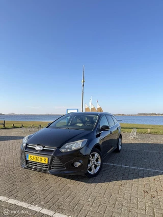Ford Focus Wagon 1.0 EcoBoost Titanium