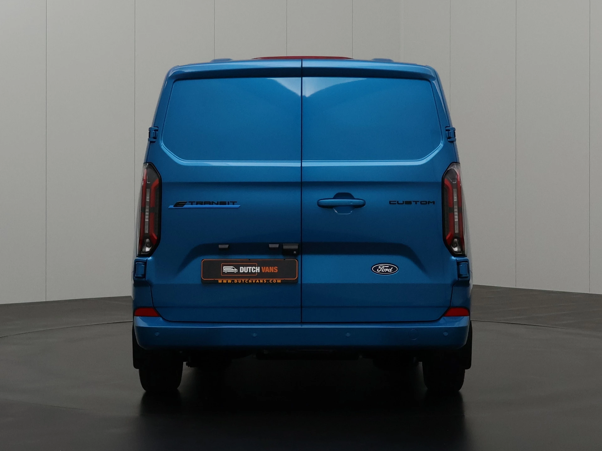 Hoofdafbeelding Ford E-Transit Custom