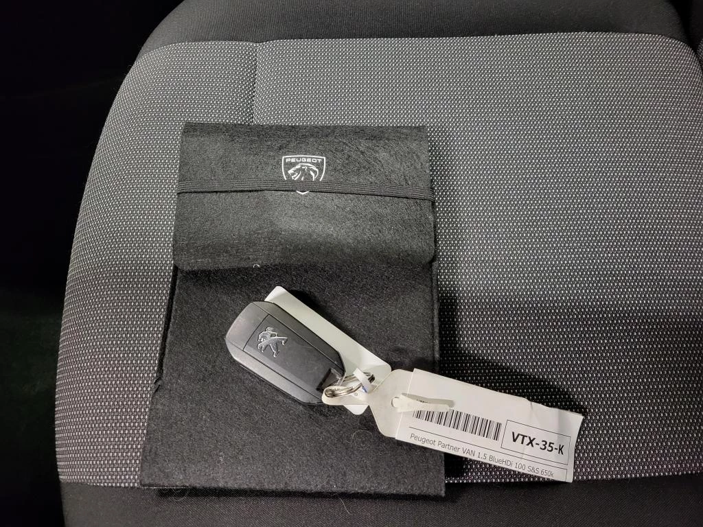 Hoofdafbeelding Peugeot Partner