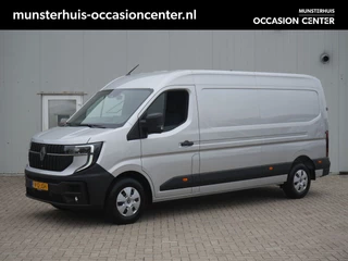 Hoofdafbeelding Renault Master Renault Master T35 2.0 dCi 170 L3H2 Extra - VOORRAADVOORDEEL - All Seasonbanden - Achteruitrijcamera - Stoelverwarming - Cruise Control - Trekhaak