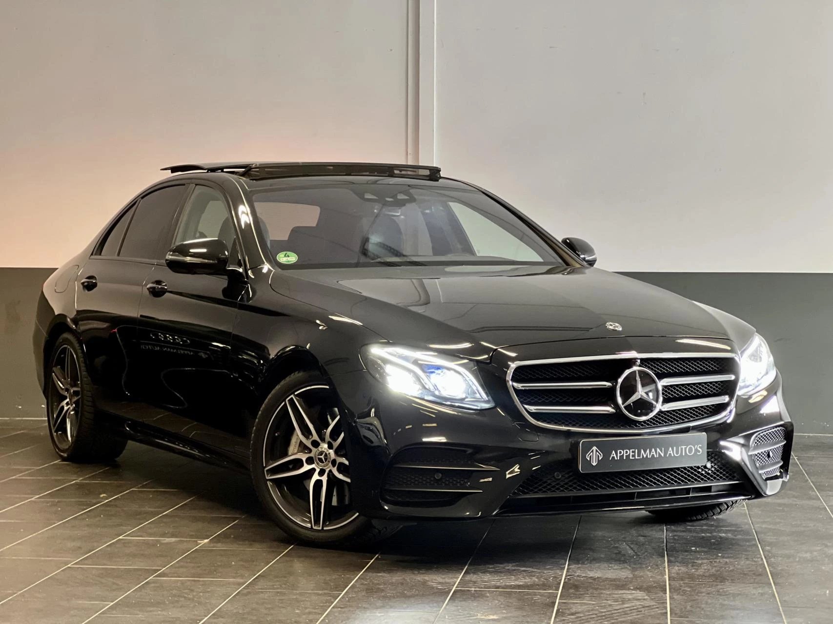 Hoofdafbeelding Mercedes-Benz E-Klasse