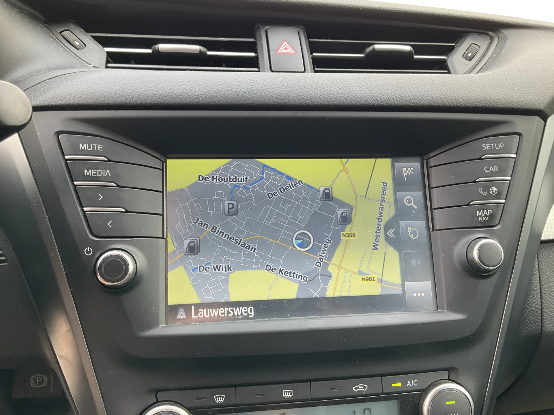 Hoofdafbeelding Toyota Avensis