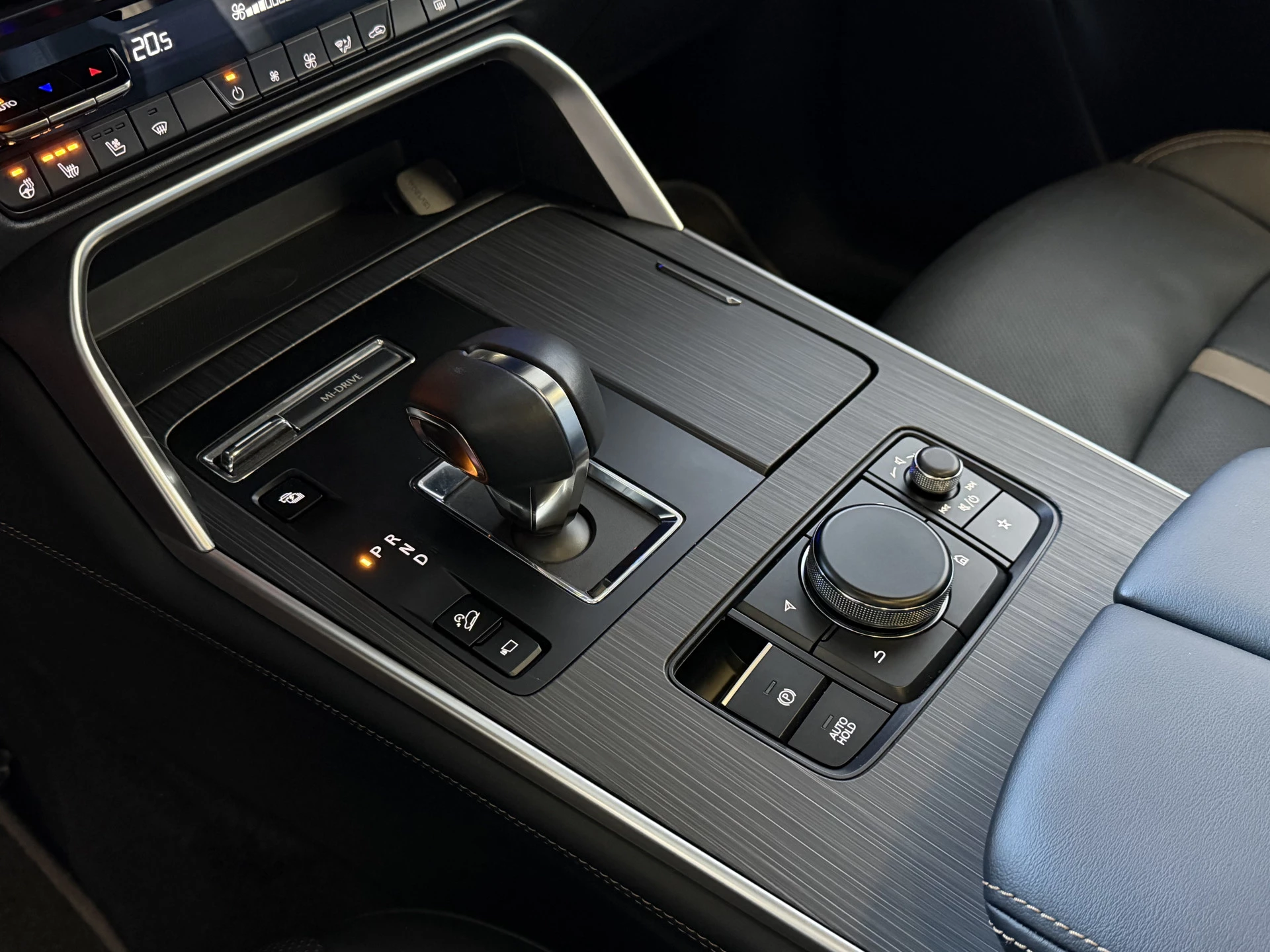 Hoofdafbeelding Mazda CX-60