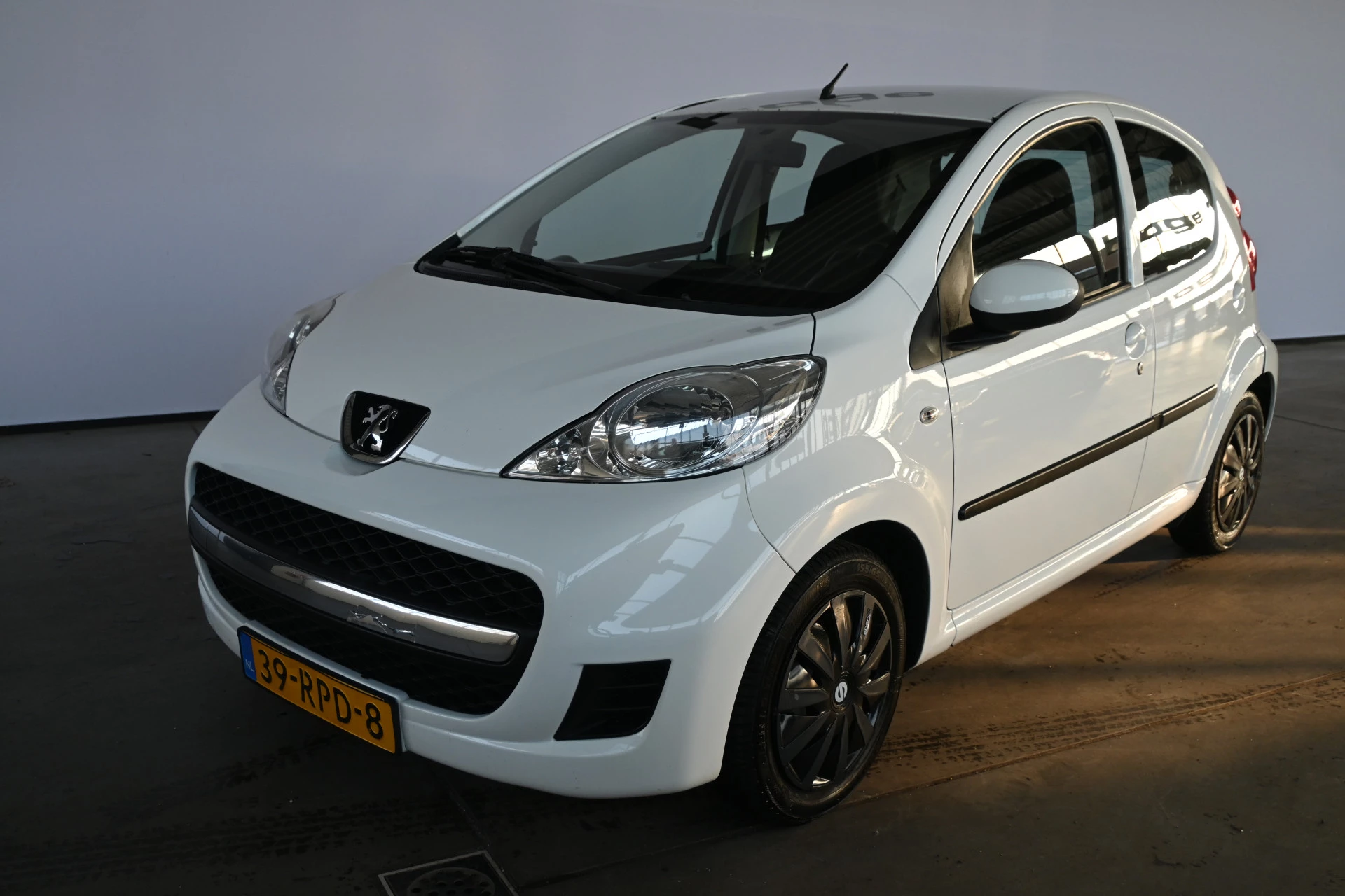Hoofdafbeelding Peugeot 107