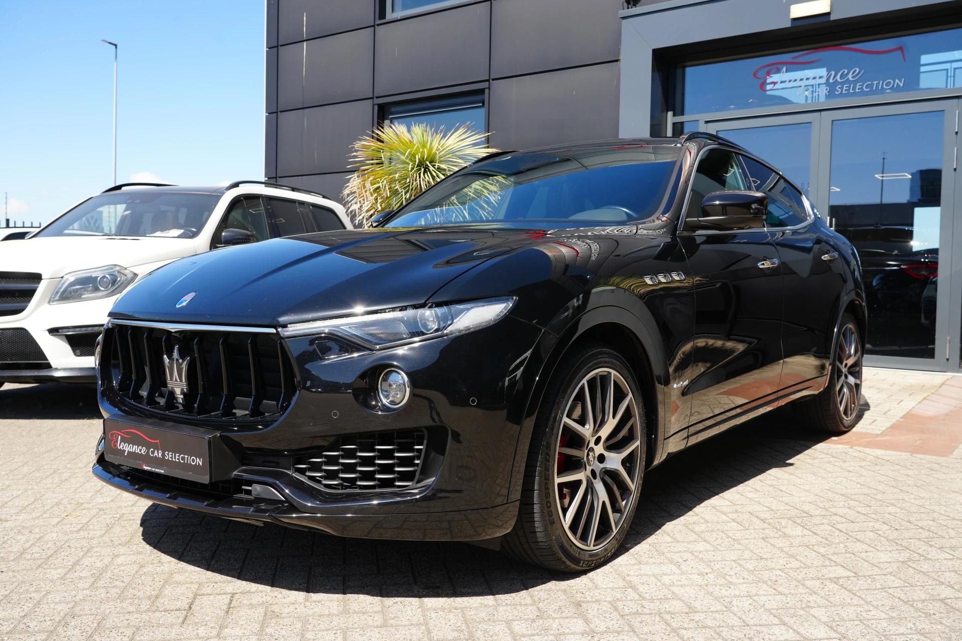Hoofdafbeelding Maserati Levante