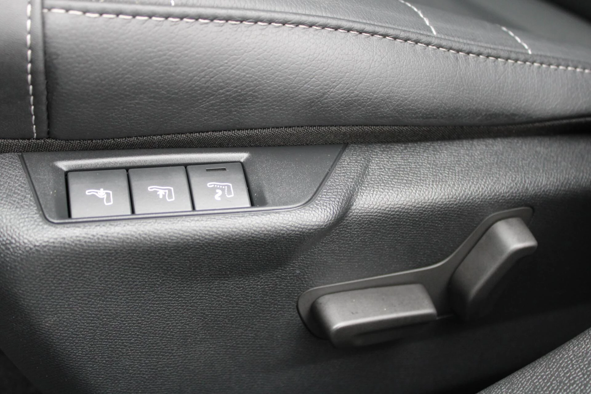 Hoofdafbeelding Citroën ë-C4