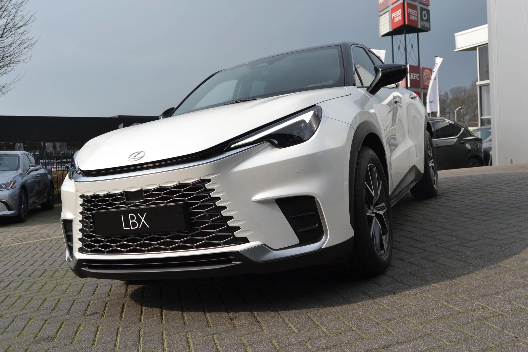 Hoofdafbeelding Lexus LBX