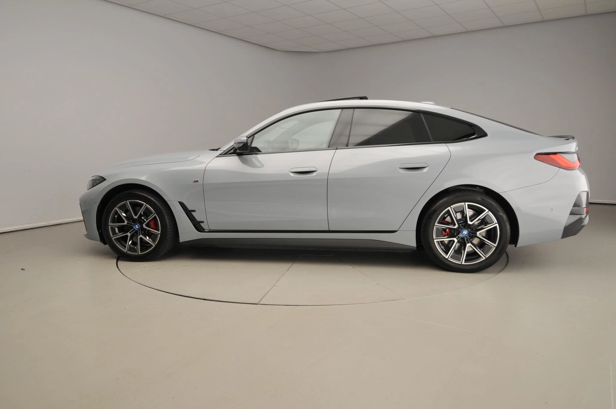 Hoofdafbeelding BMW i4