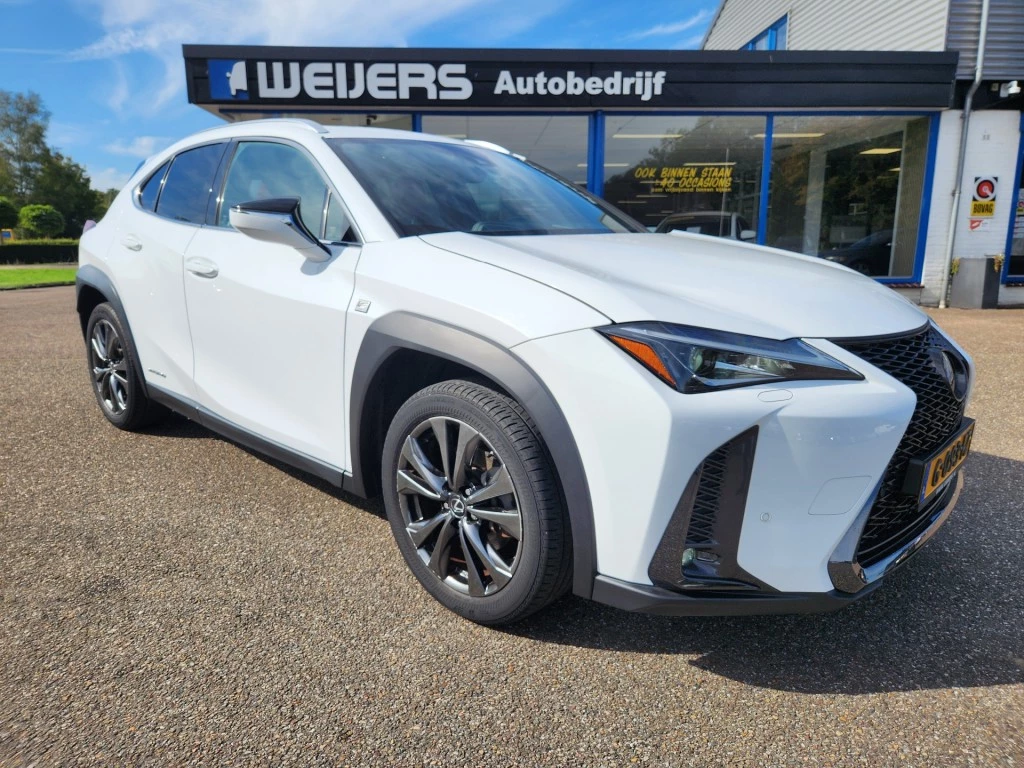 Hoofdafbeelding Lexus UX