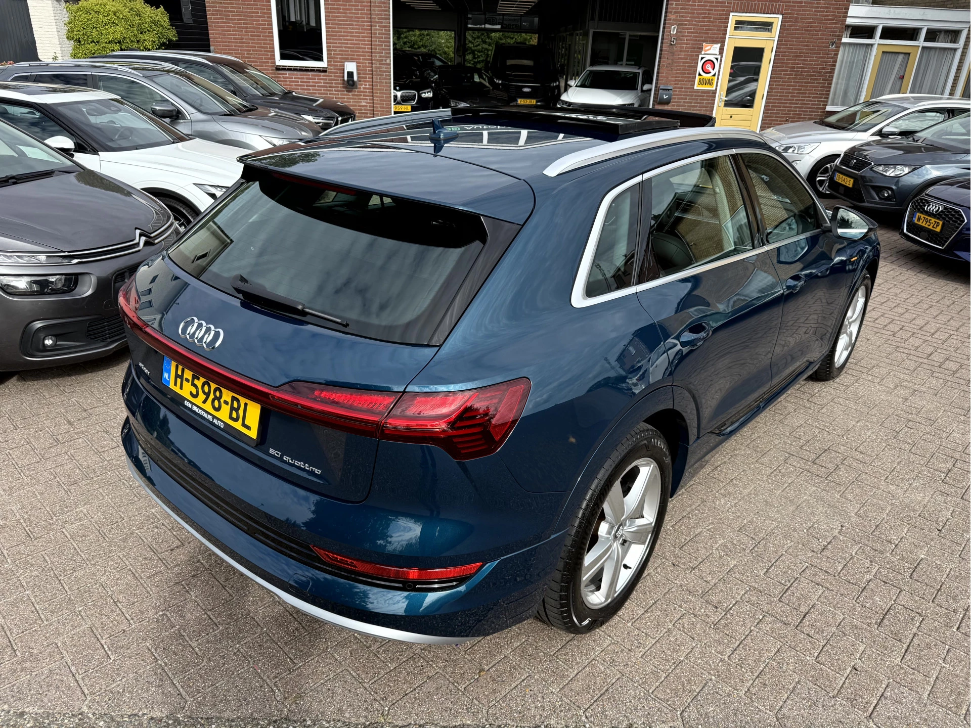 Hoofdafbeelding Audi e-tron