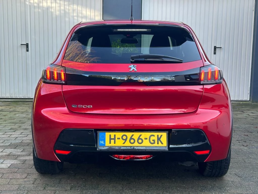 Hoofdafbeelding Peugeot e-208