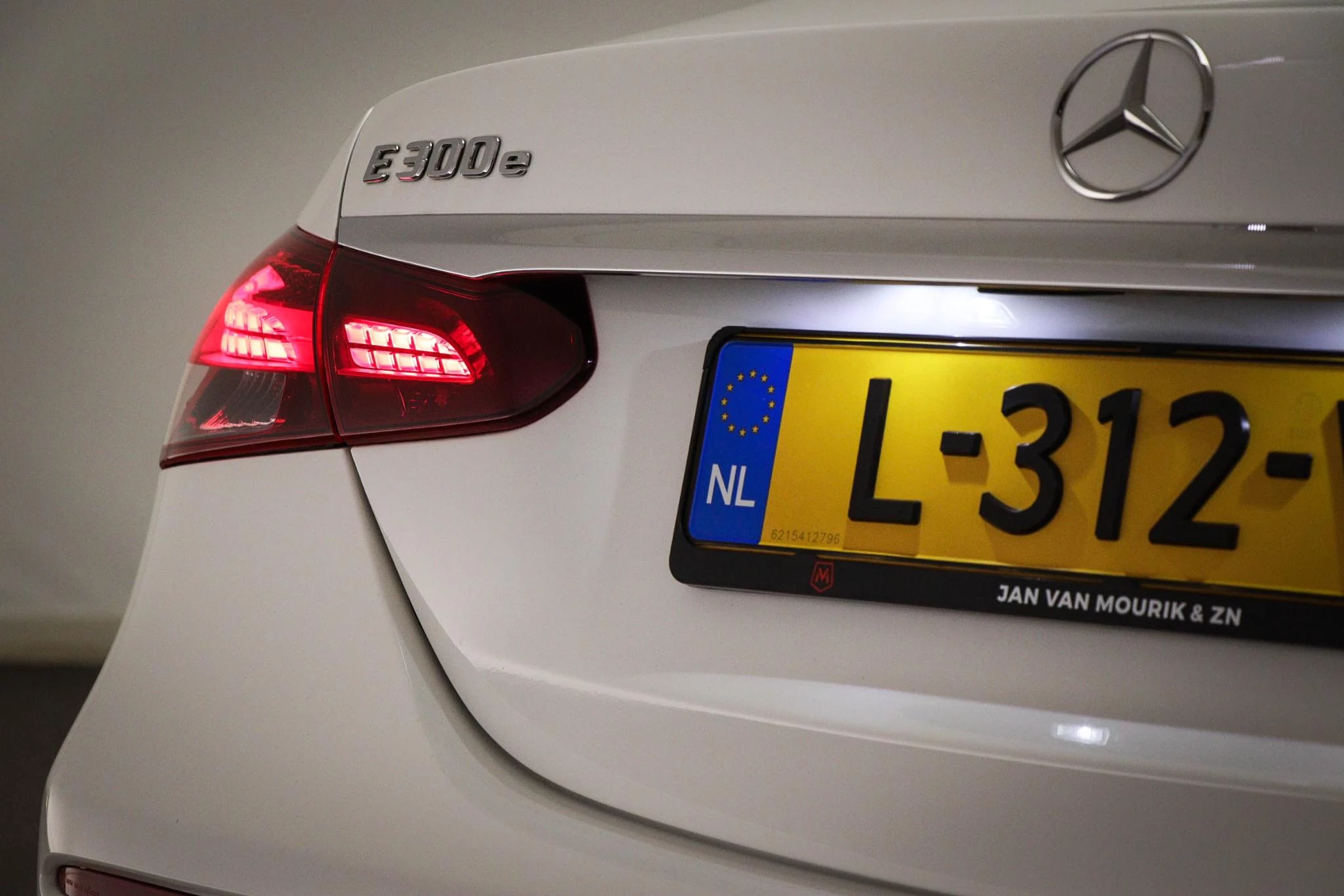 Hoofdafbeelding Mercedes-Benz E-Klasse
