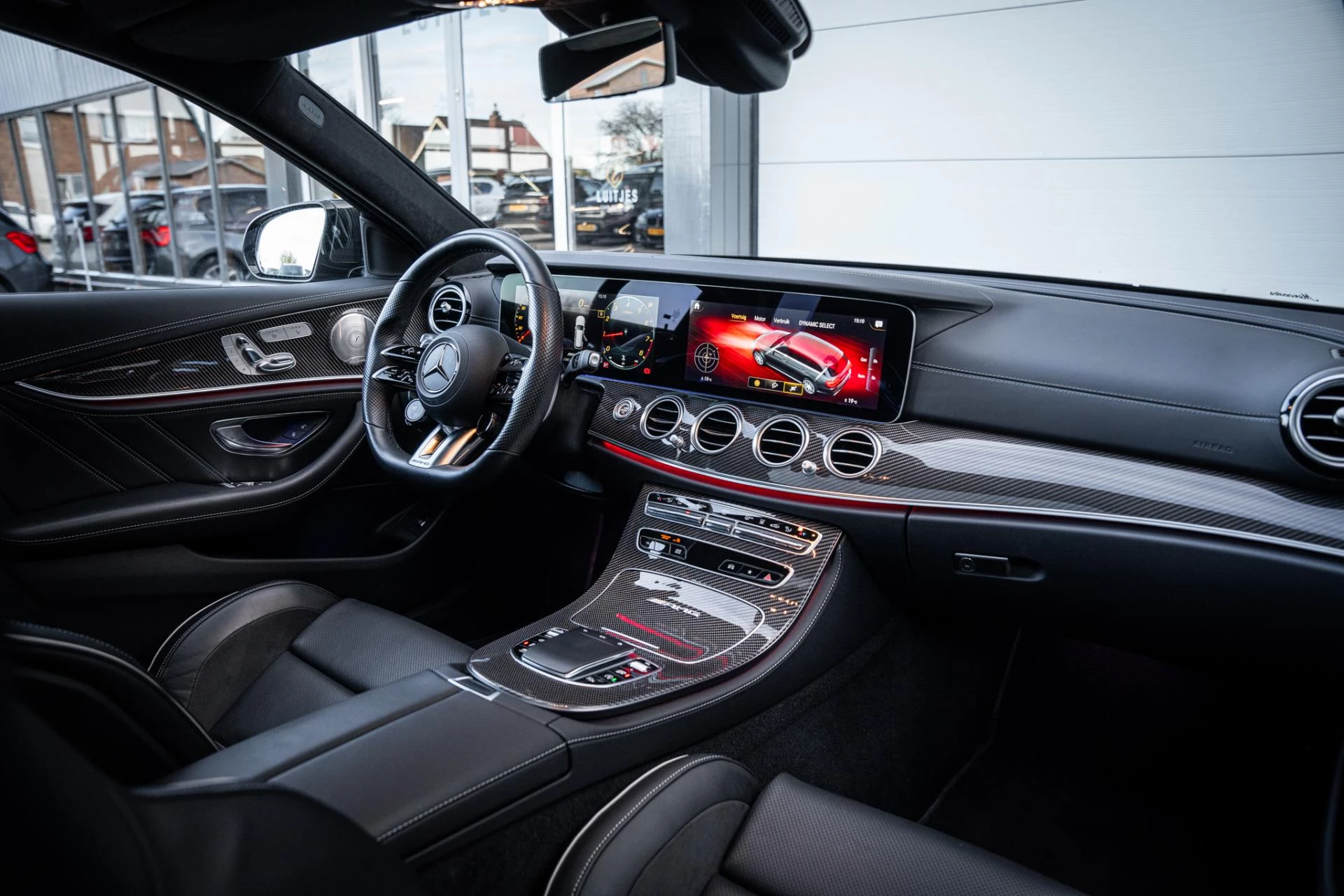 Hoofdafbeelding Mercedes-Benz E-Klasse