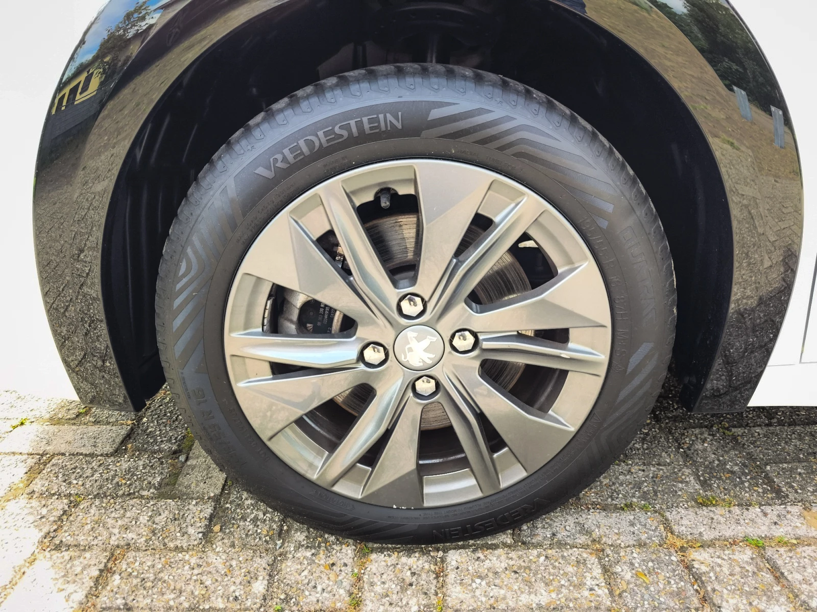 Hoofdafbeelding Peugeot e-208