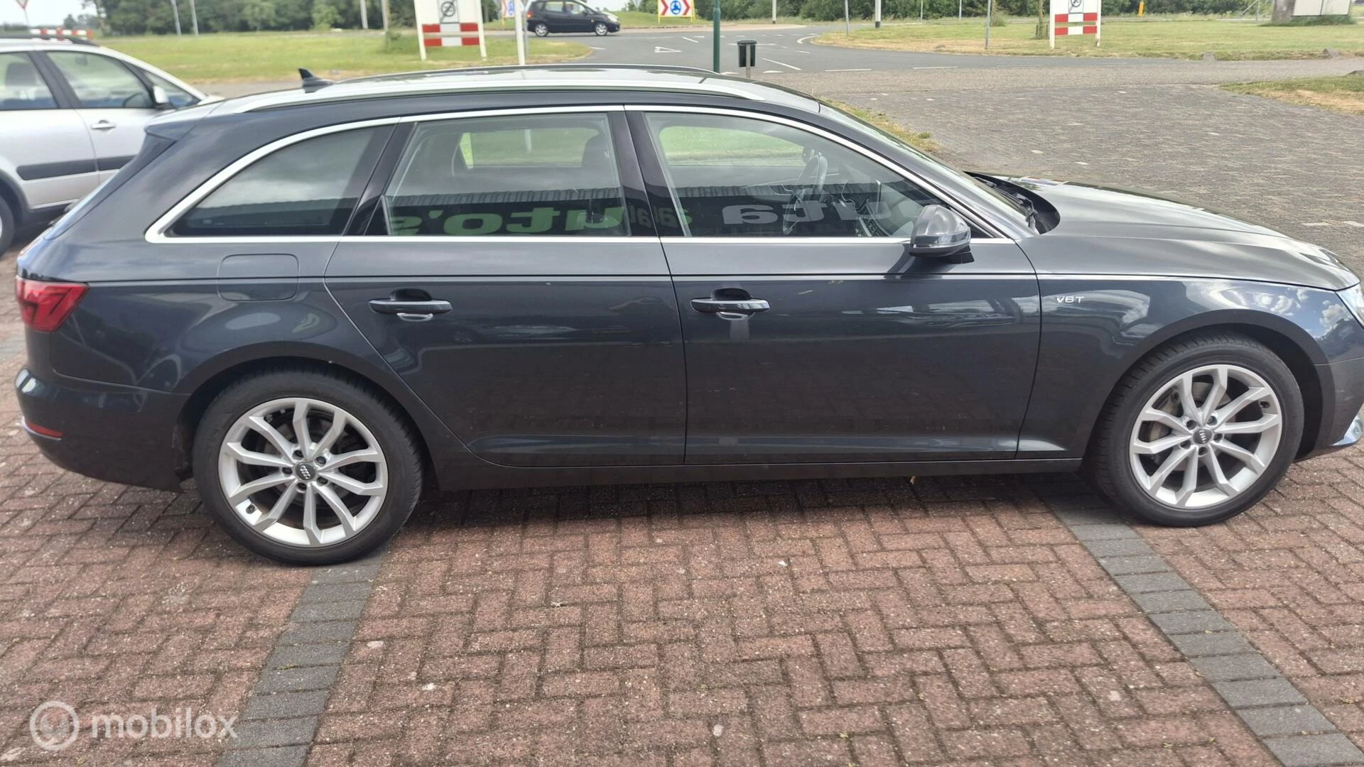 Hoofdafbeelding Audi A4